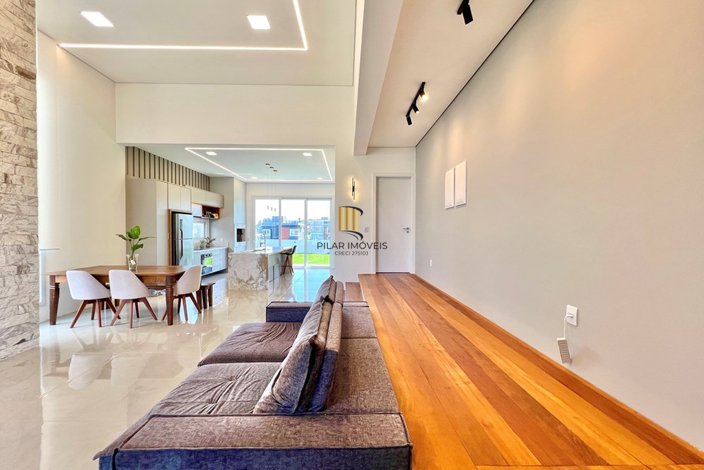 Casa de Condomínio 3 dormitórios no bairro Sanga Funda