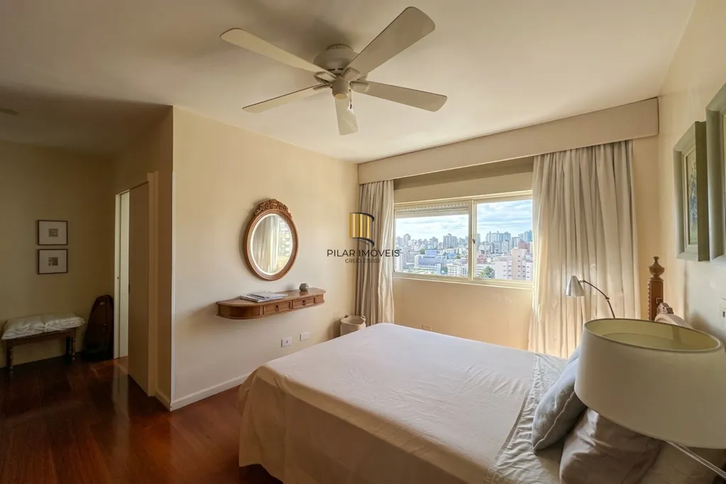 Apartamento 3 dormitórios no bairro Mont Serrat