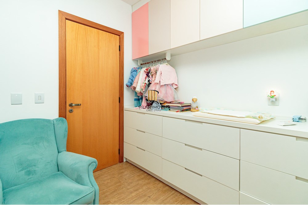 Casa 4 dormitórios no bairro Chácara das Pedras