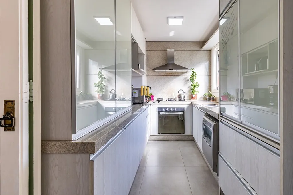 Apartamento 3 dormitórios no bairro Petrópolis