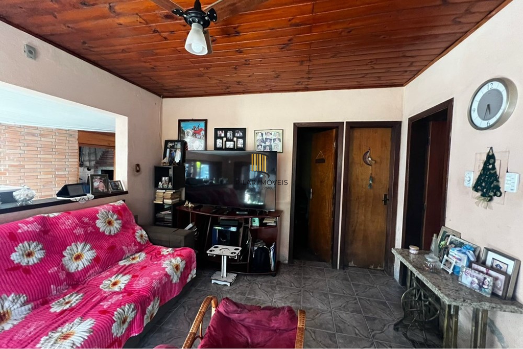 Casa 3 dormitórios no bairro Jardim Carvalho