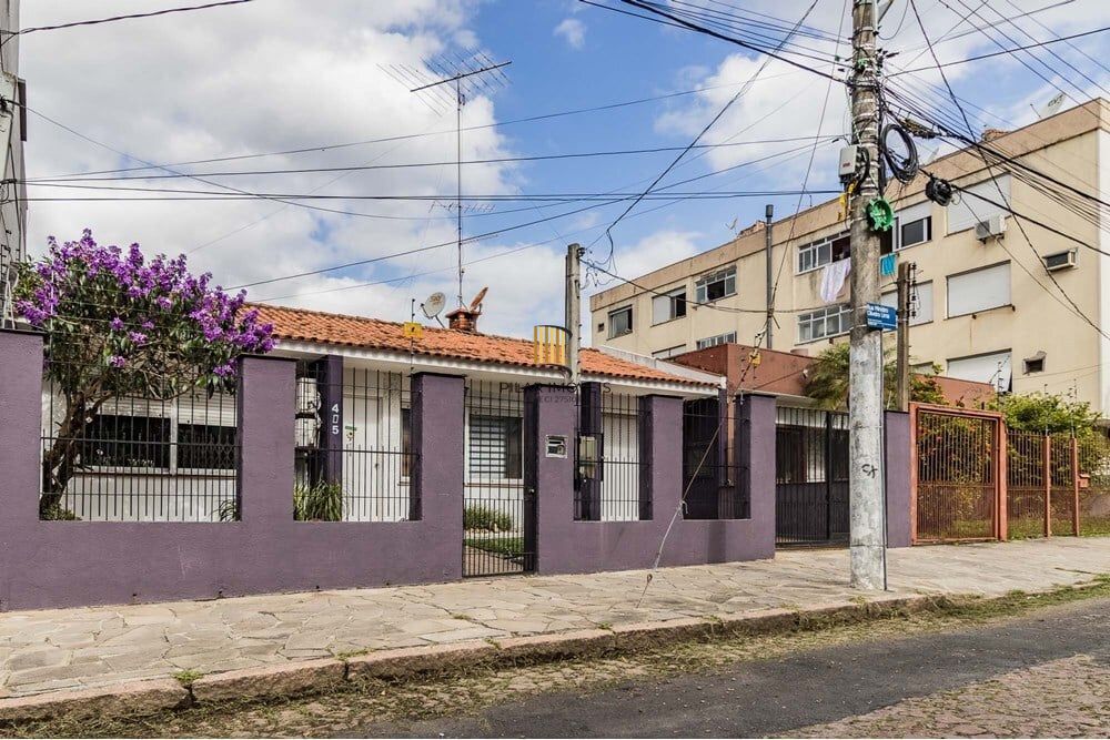 Casa 3 dormitórios no bairro São Sebastião