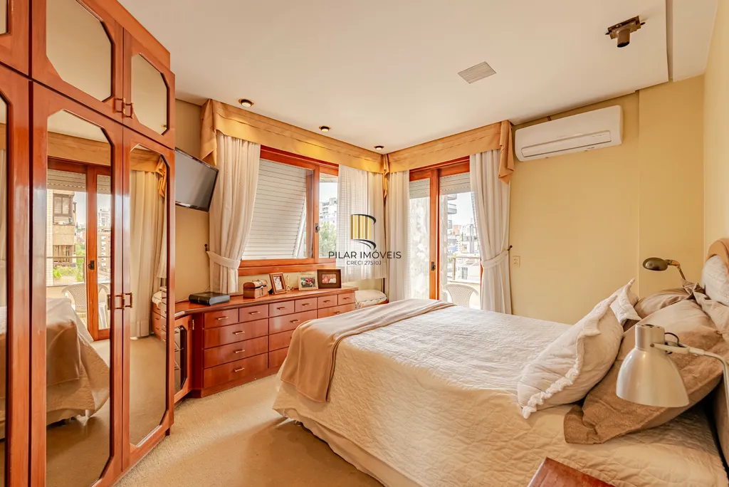 Cobertura 4 dormitórios no bairro Bela Vista