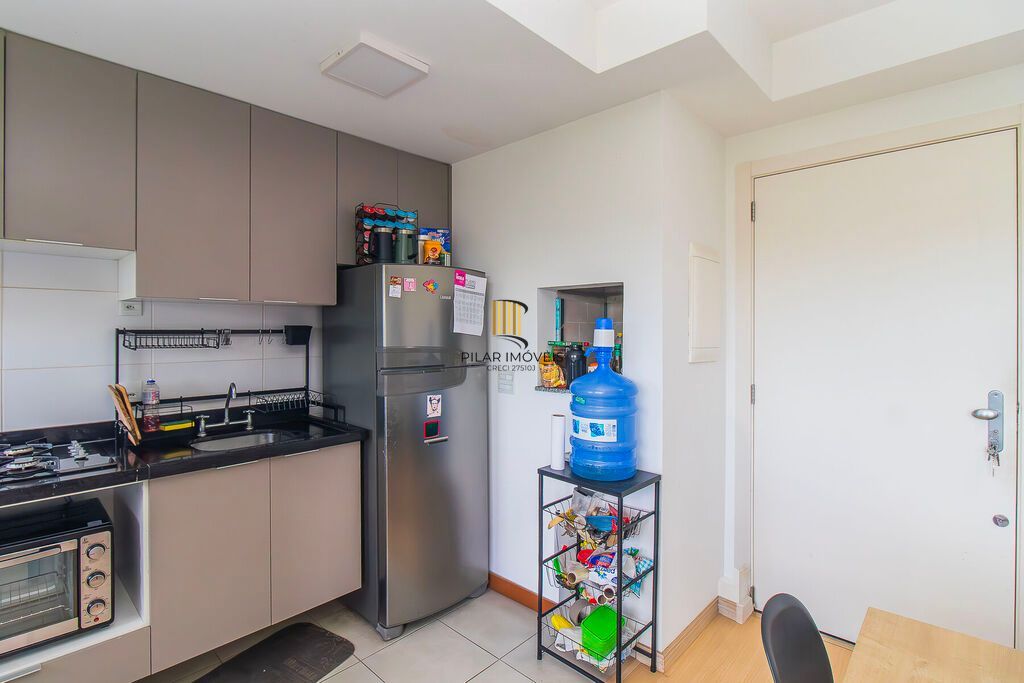 Apartamento 2 dormitórios no bairro Azenha