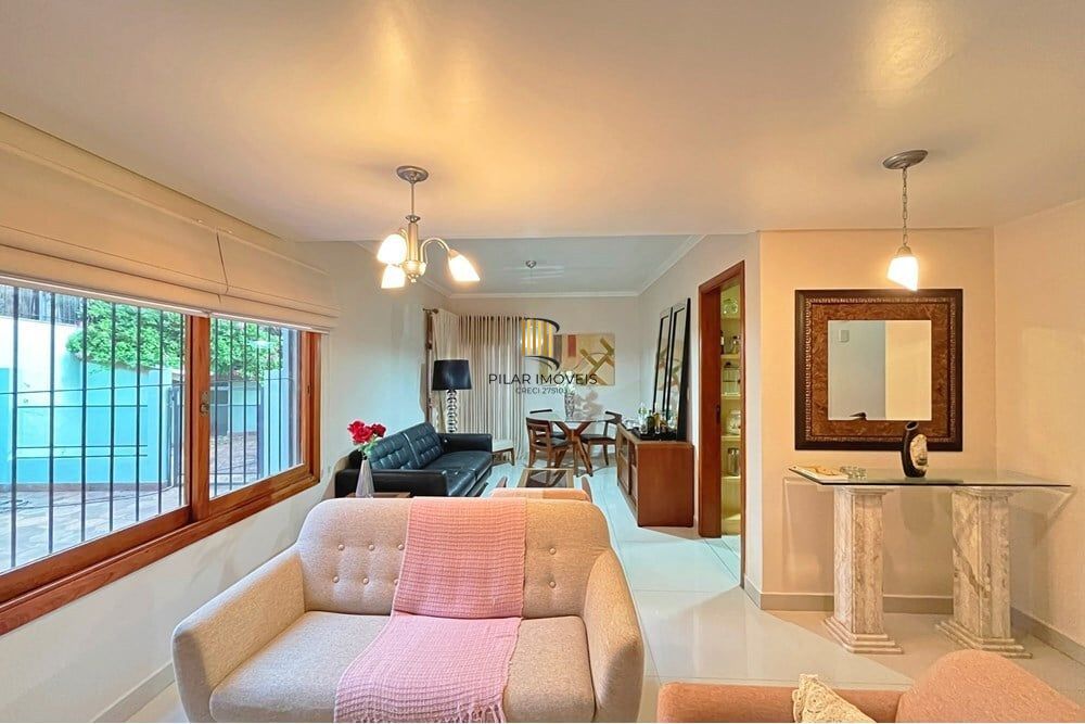 Casa 3 dormitórios no bairro Espírito Santo