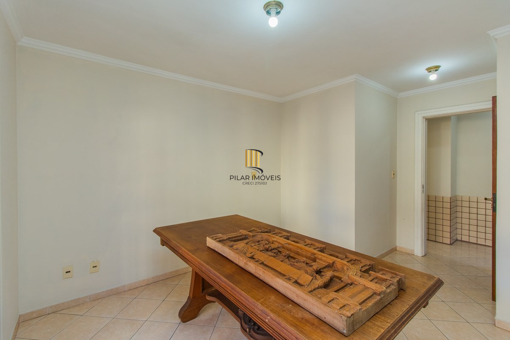 Casa 5 dormitórios no bairro Marechal Rondon