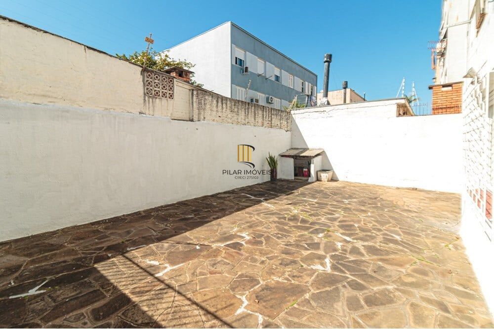 Apartamento 2 dormitórios no bairro São Sebastião