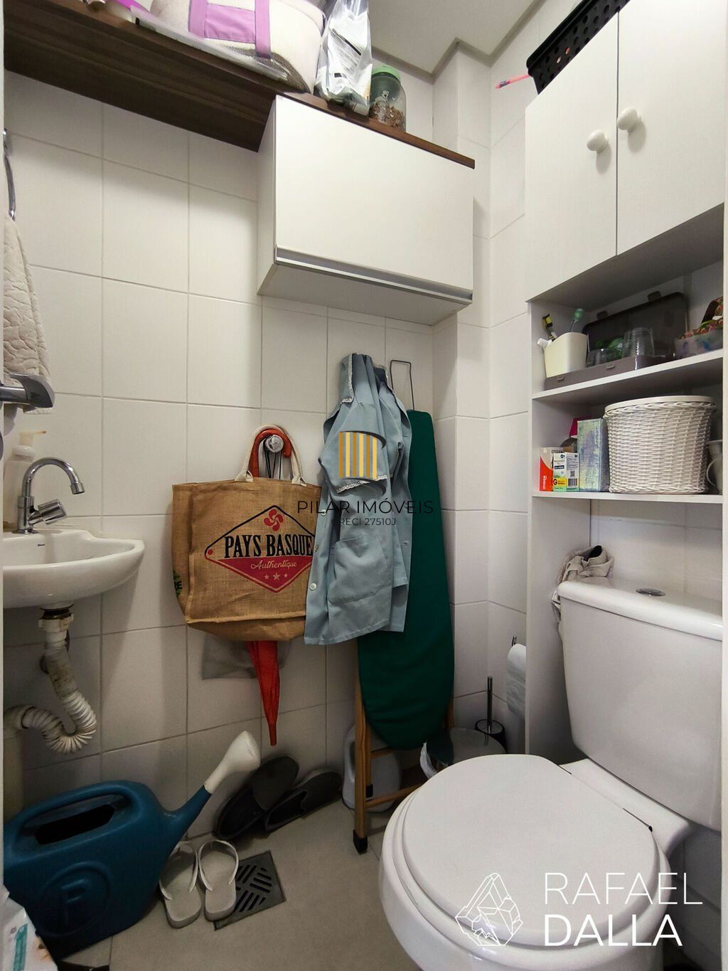 Casa de Condomínio 3 dormitórios no bairro Jardim Carvalho
