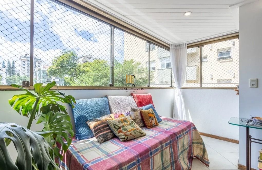Apartamento 3 dormitórios no bairro Petrópolis