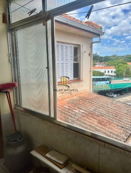 Apto de 02 dorm + dep, 02 banhos, sala, cozinha, área,  junto ao viaduto Obirici