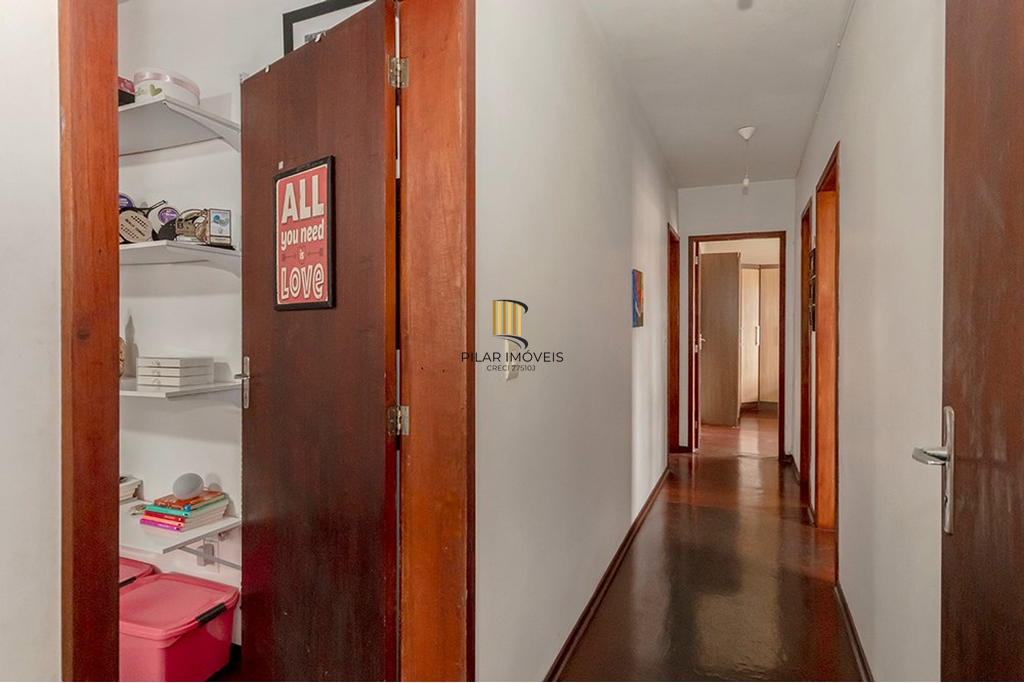 Casa 3 dormitórios no bairro Vila Jardim