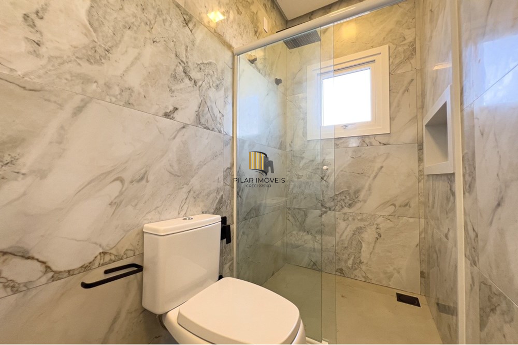 Casa de Condomínio 4 dormitórios no bairro Centro