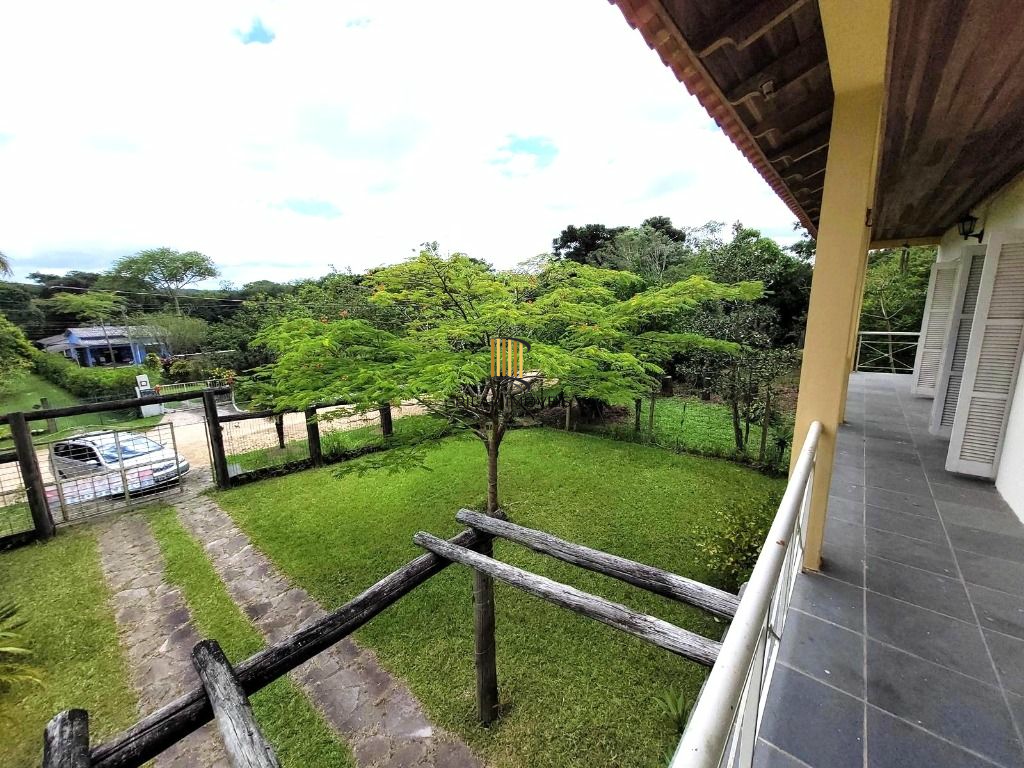 Fazenda no bairro Branquinha