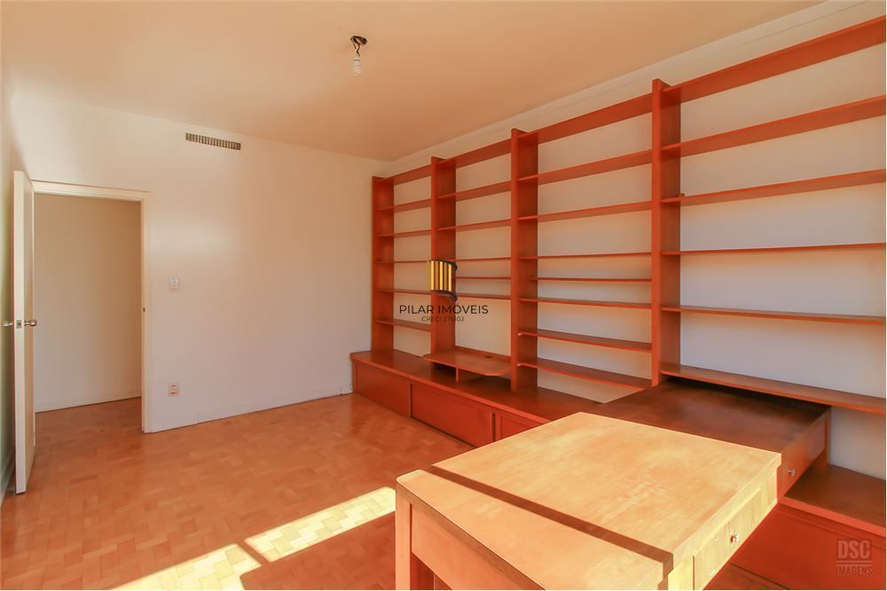 Apartamento 4 dormitórios no bairro Centro Histórico