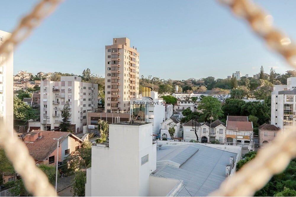 Apartamento 3 dormitórios no bairro Menino Deus