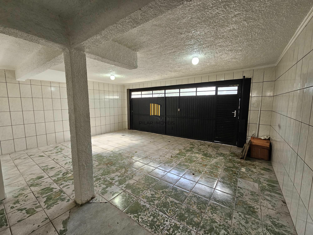 Casa 3 dormitórios no bairro Três Figueiras