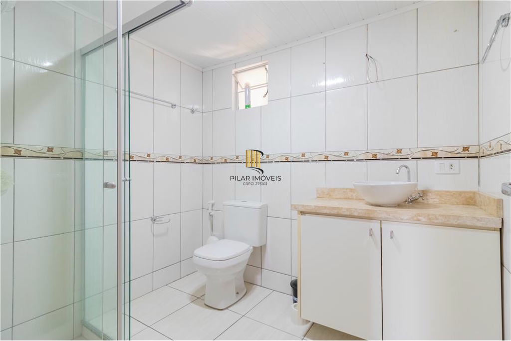 Casa 5 dormitórios no bairro Partenon