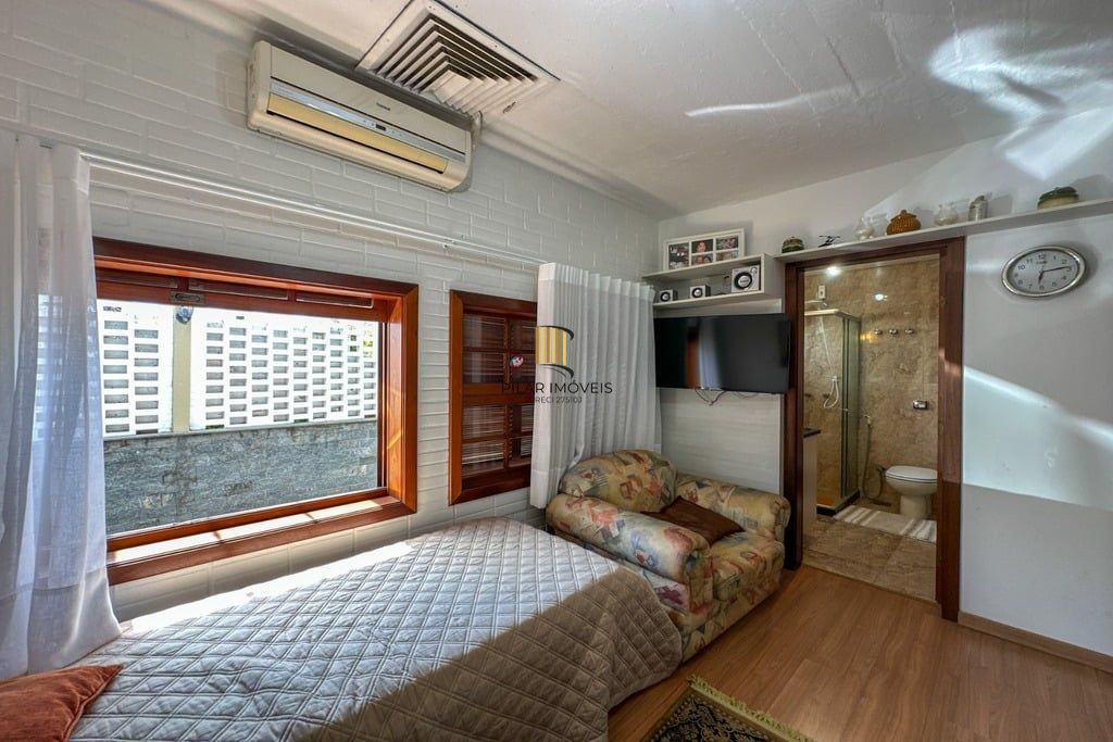 Casa 3 dormitórios no bairro Três Figueiras