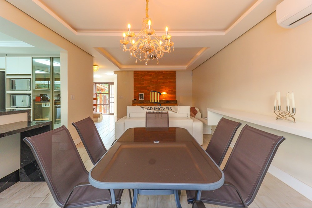 Casa 3 dormitórios no bairro Jardim Itu