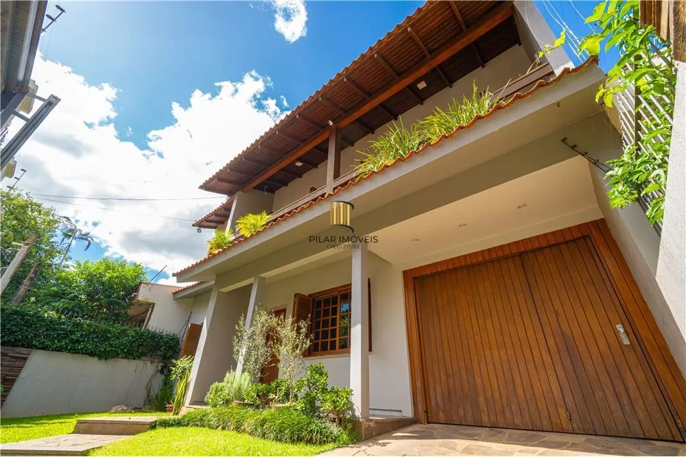 Casa 4 dormitórios no bairro Jardim Lindóia
