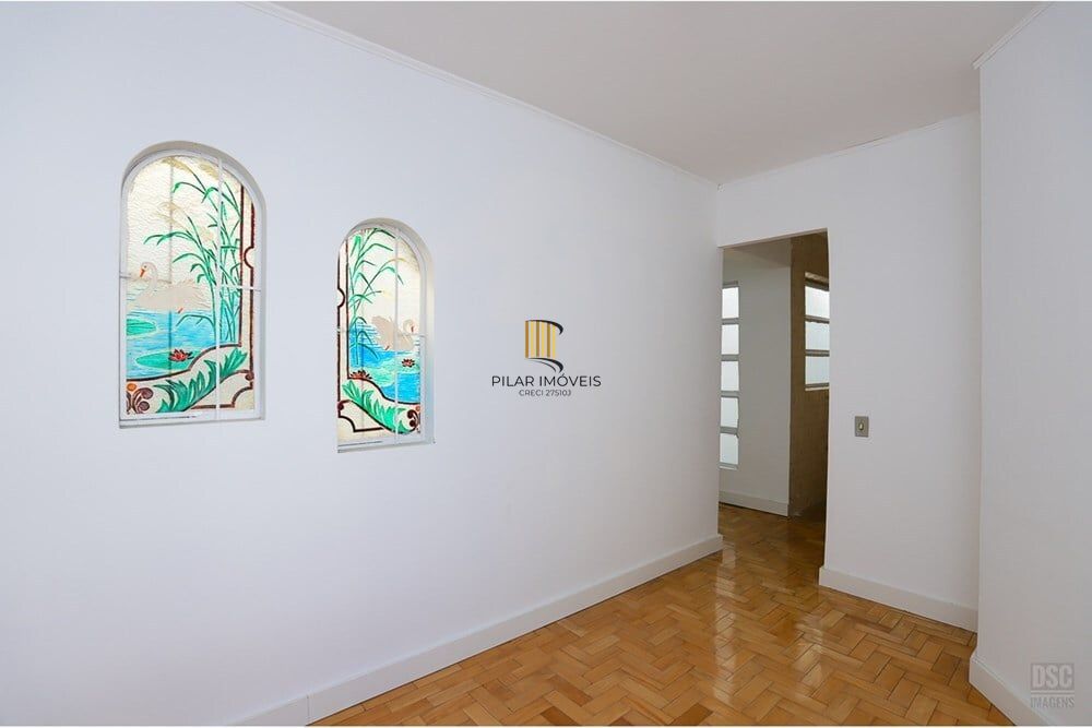 Casa 5 dormitórios no bairro Santana