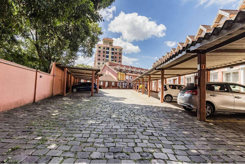 Casa de Condomínio 3 dormitórios no bairro Teresópolis