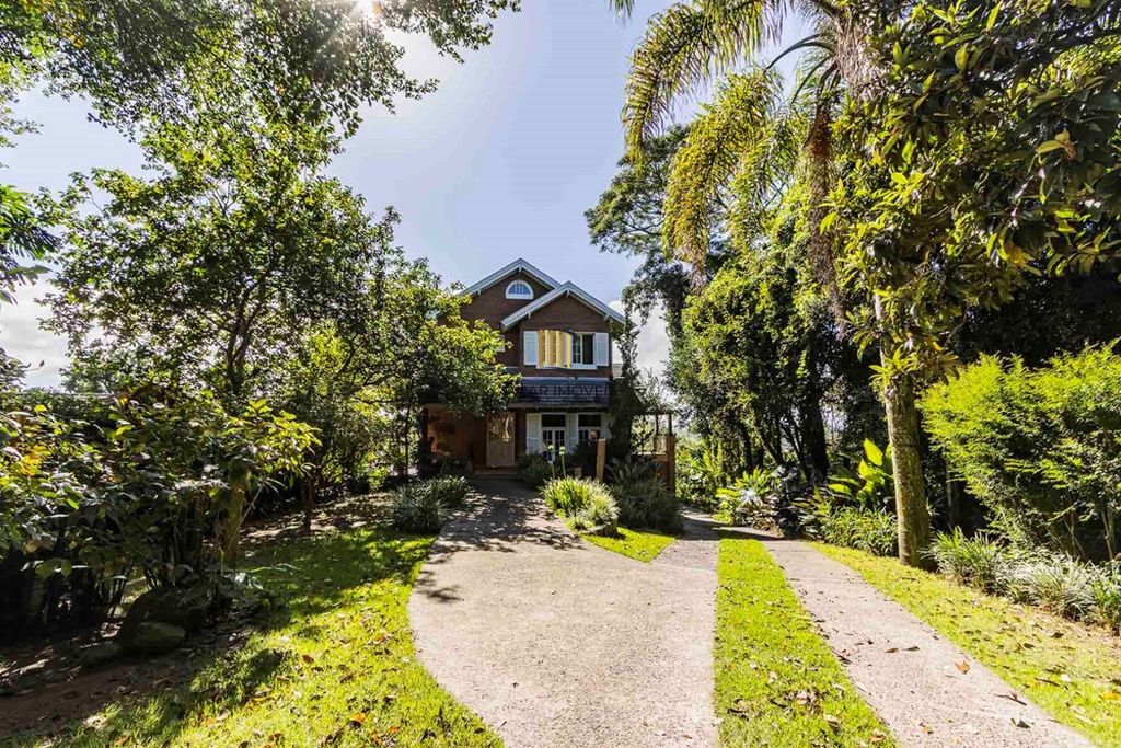 Casa 4 dormitórios no bairro Belém Novo