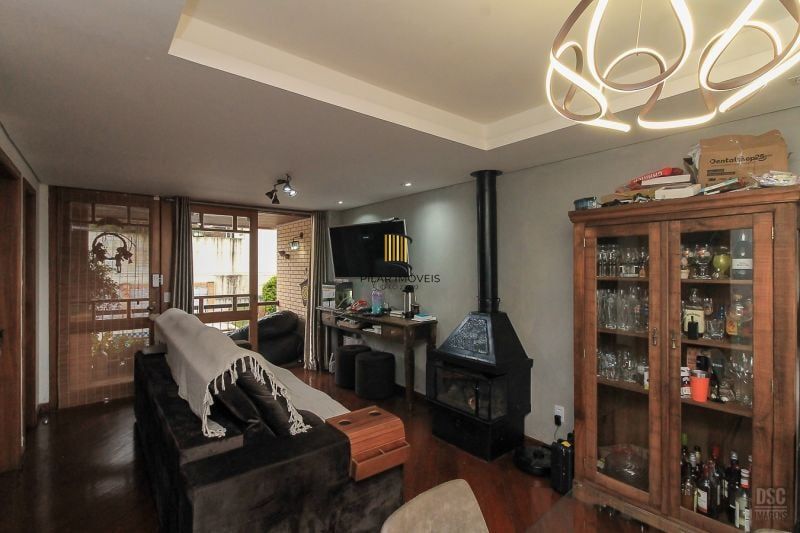 Casa 3 dormitórios no bairro Ipanema