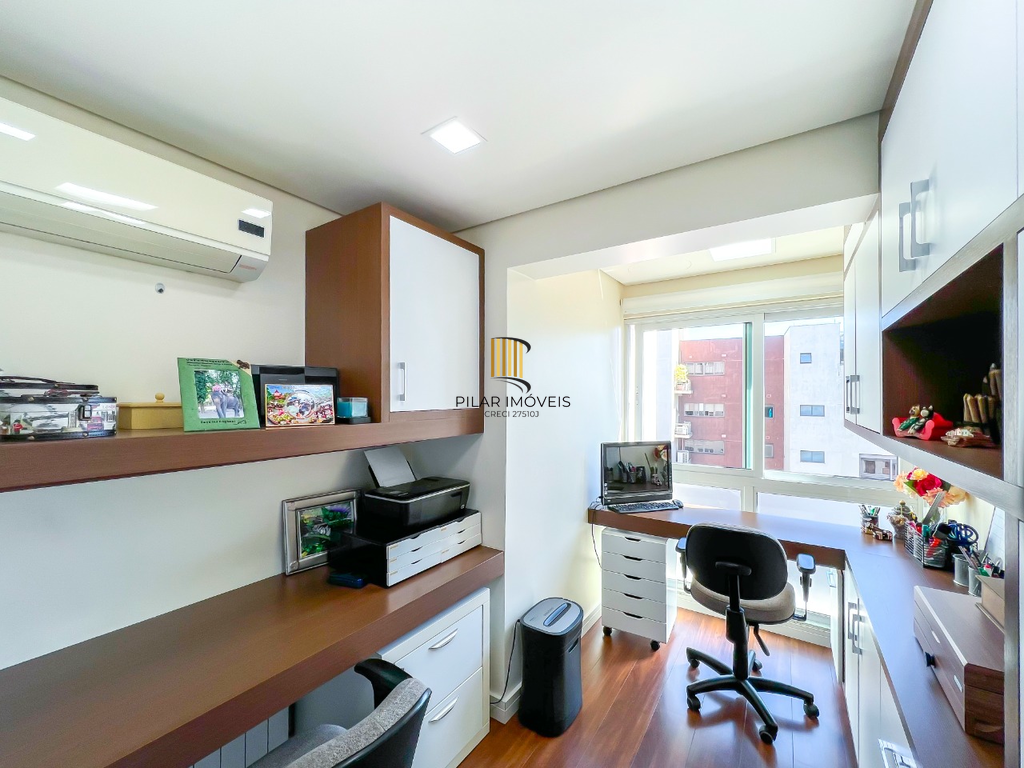 Apartamento 4 dormitórios no bairro Bela Vista