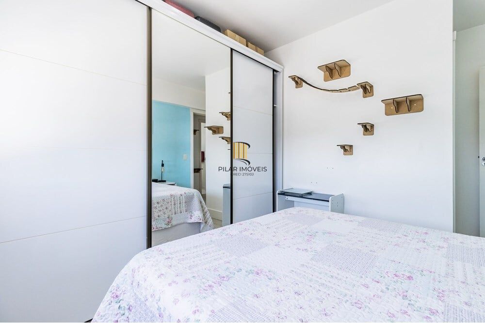 Apartamento 3 dormitórios no bairro Vila Ipiranga