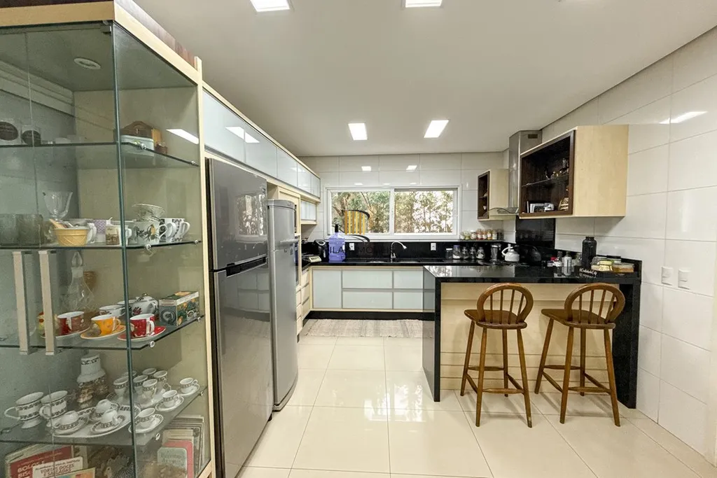 Casa 4 dormitórios no bairro Estância Velha