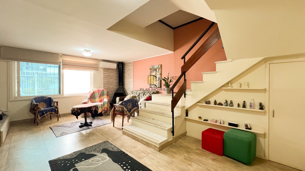 Casa 4 dormitórios no bairro Jardim Lindóia