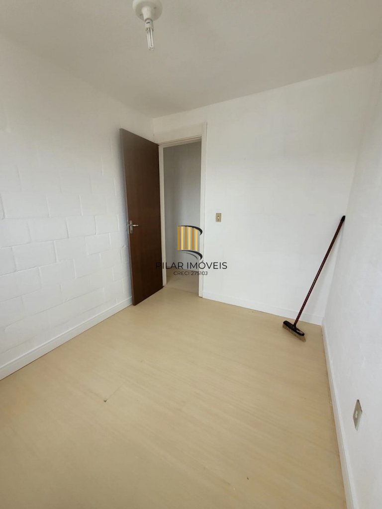 Apartamento 2 dormitórios no bairro Campo Novo