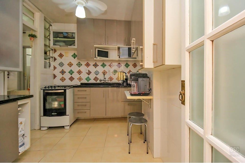 Apartamento 2 dormitórios no bairro Centro Histórico