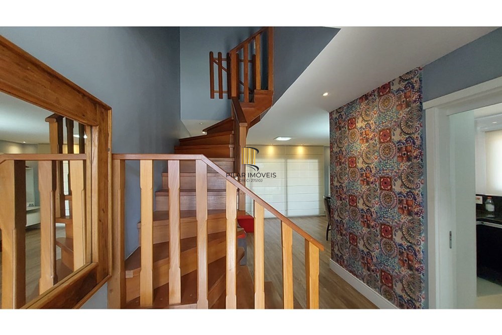 Casa 3 dormitórios no bairro Lomba do Pinheiro