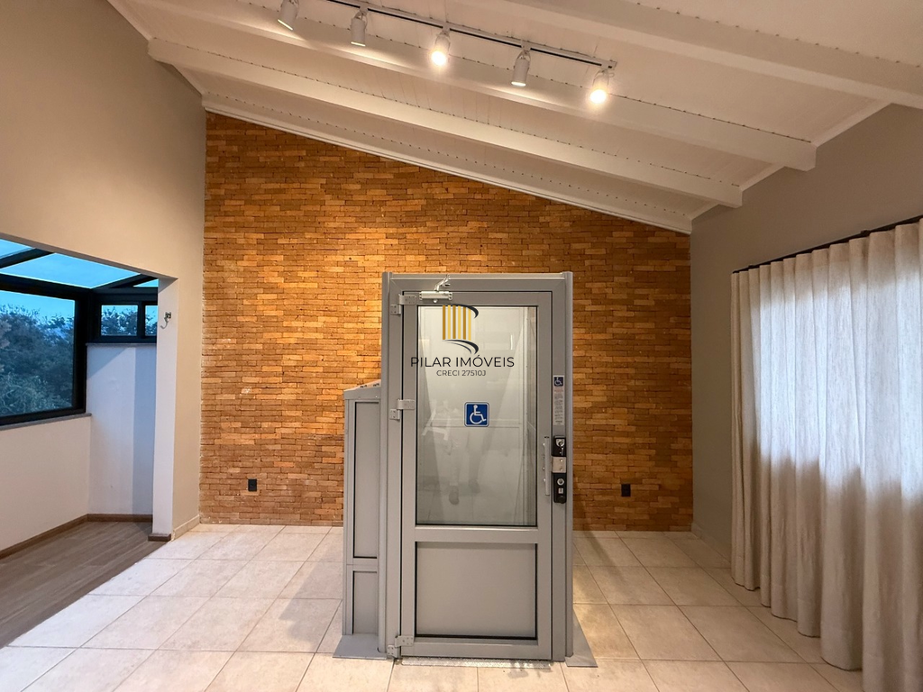 Cobertura 3 dormitórios no bairro Petrópolis