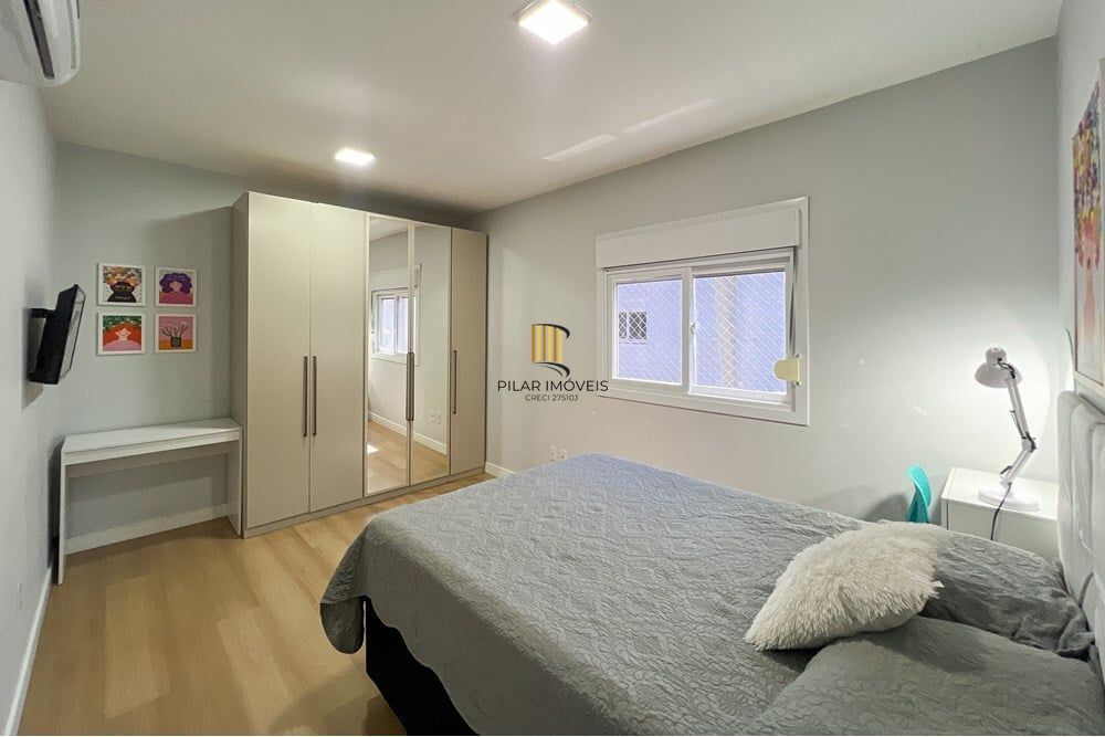 Casa de Condomínio 3 dormitórios no bairro Niterói