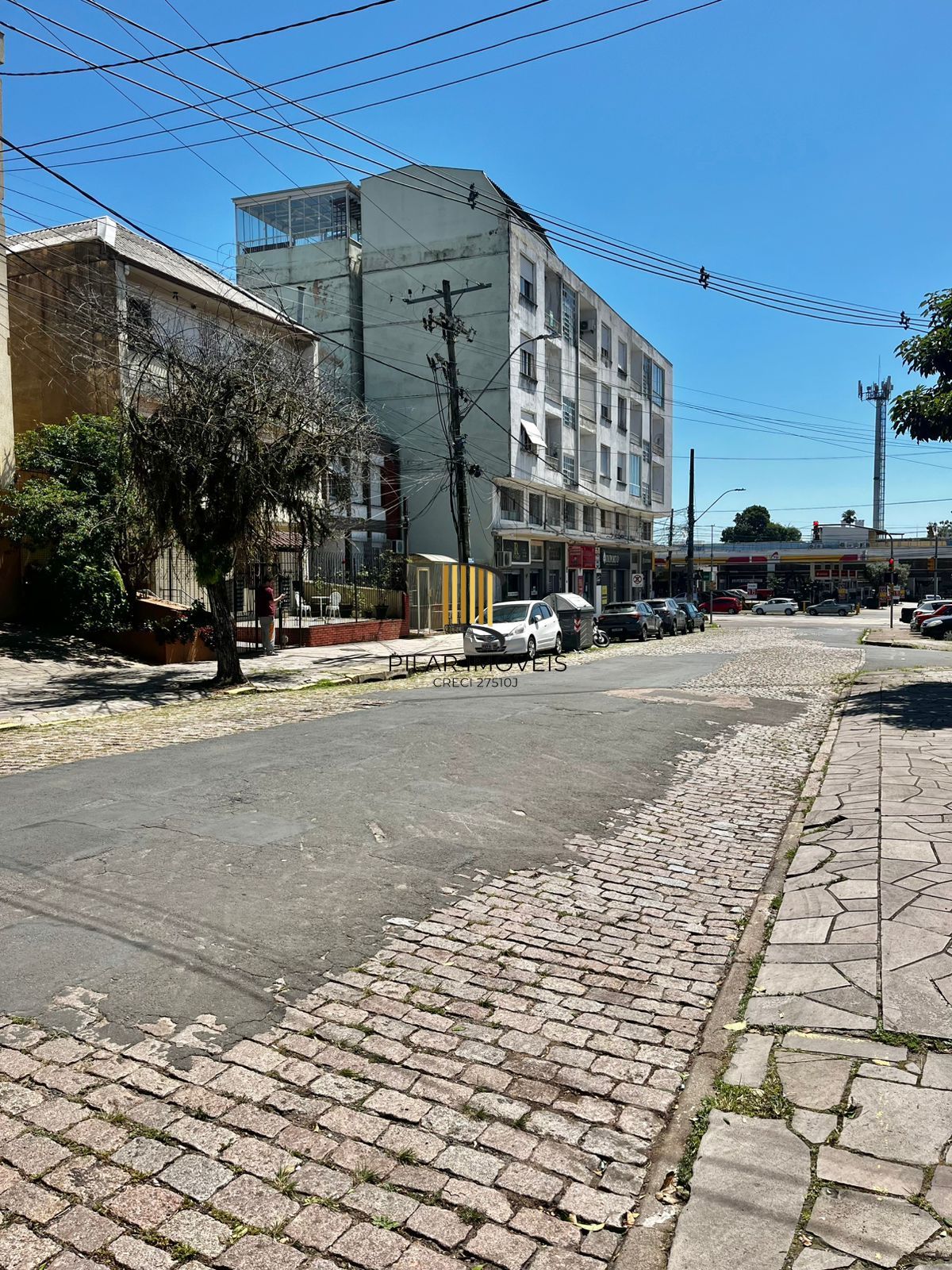 Apartamento de 1 dormitório no bairro Passo da Areia, com 41 m2, 02º pavto.