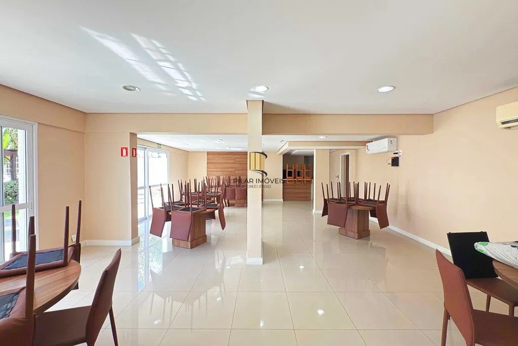 Apartamento 2 dormitórios no bairro Menino Deus