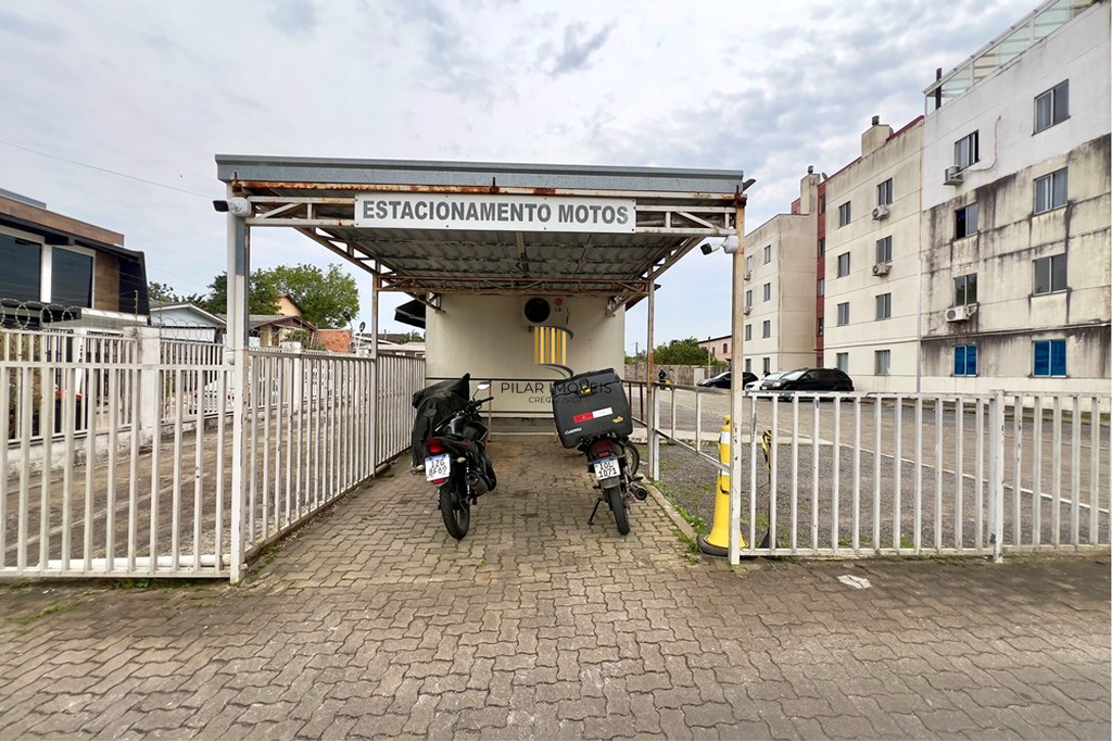 Apartamento 2 dormitórios no bairro Vila Cachoeirinha