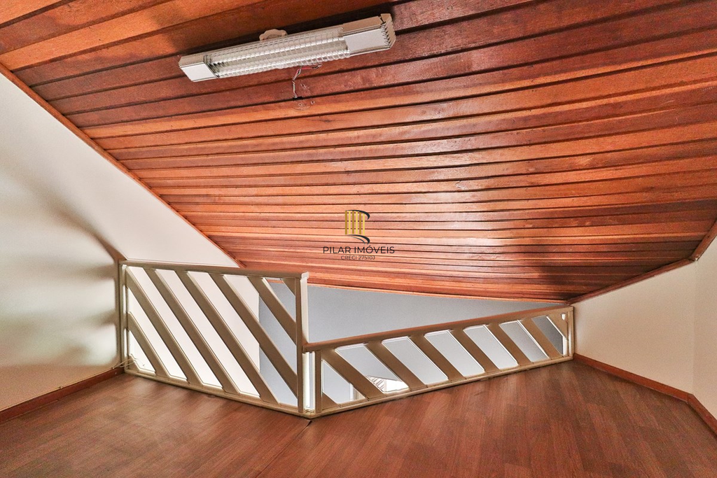 Casa de Condomínio 3 dormitórios no bairro Jardim Itu