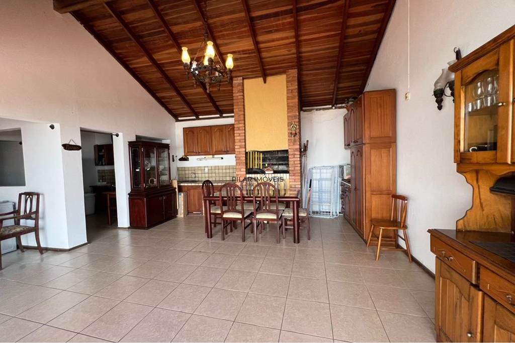 Casa 3 dormitórios no bairro Santana