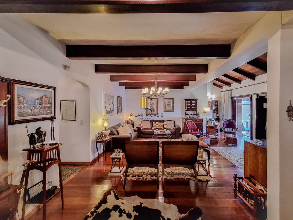 Casa 3 dormitórios no bairro Chácara das Pedras