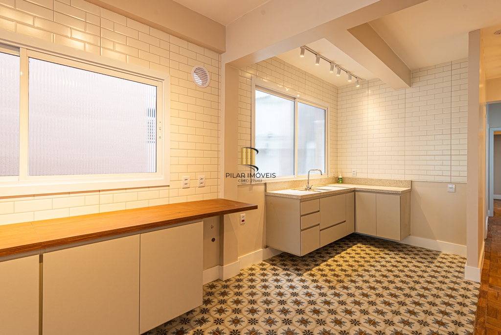 Apartamento 3 dormitórios no bairro Bom Fim