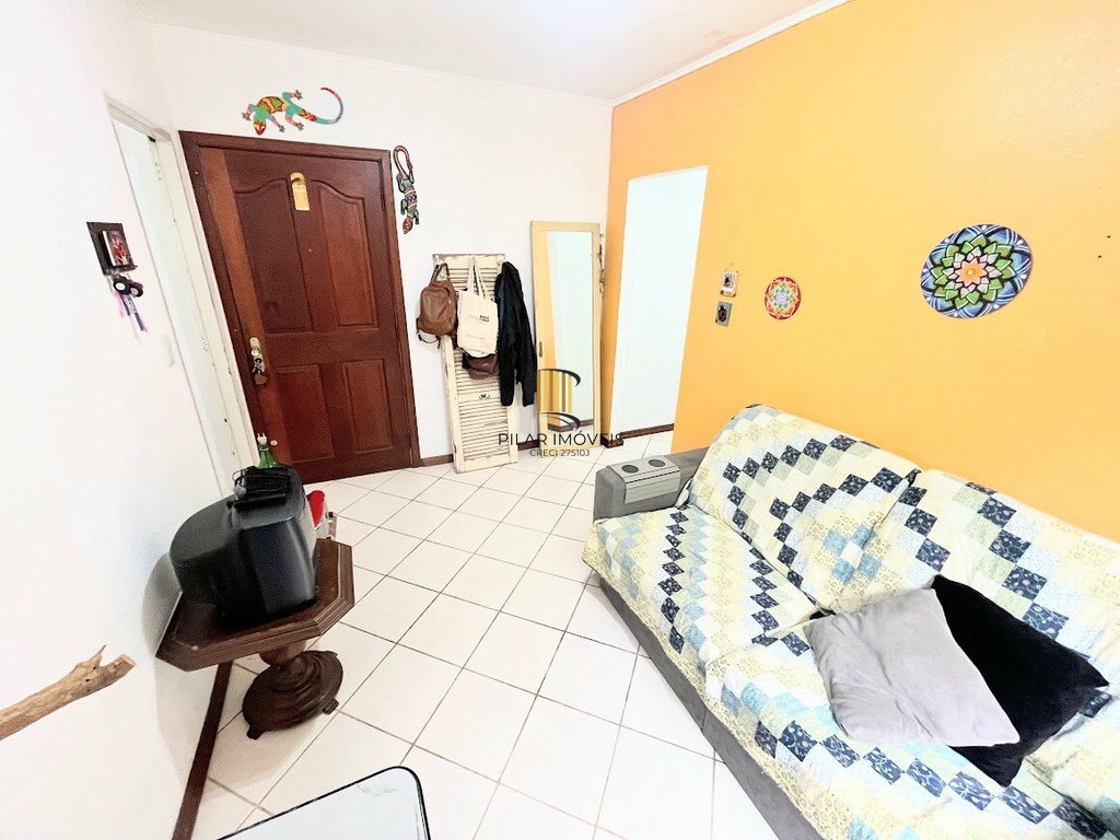 Apartamento 2 dormitórios no bairro Cavalhada