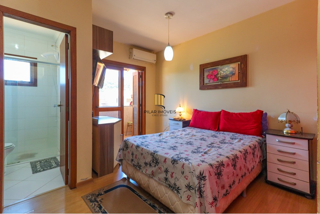 Casa 2 dormitórios no bairro Vila Nova