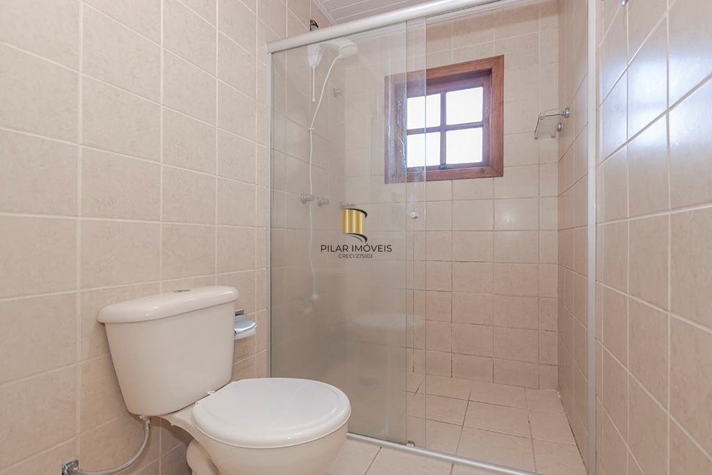 Casa 4 dormitórios no bairro Vila Nova