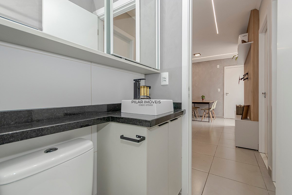 Apartamento 2 dormitórios no bairro Lomba do Pinheiro