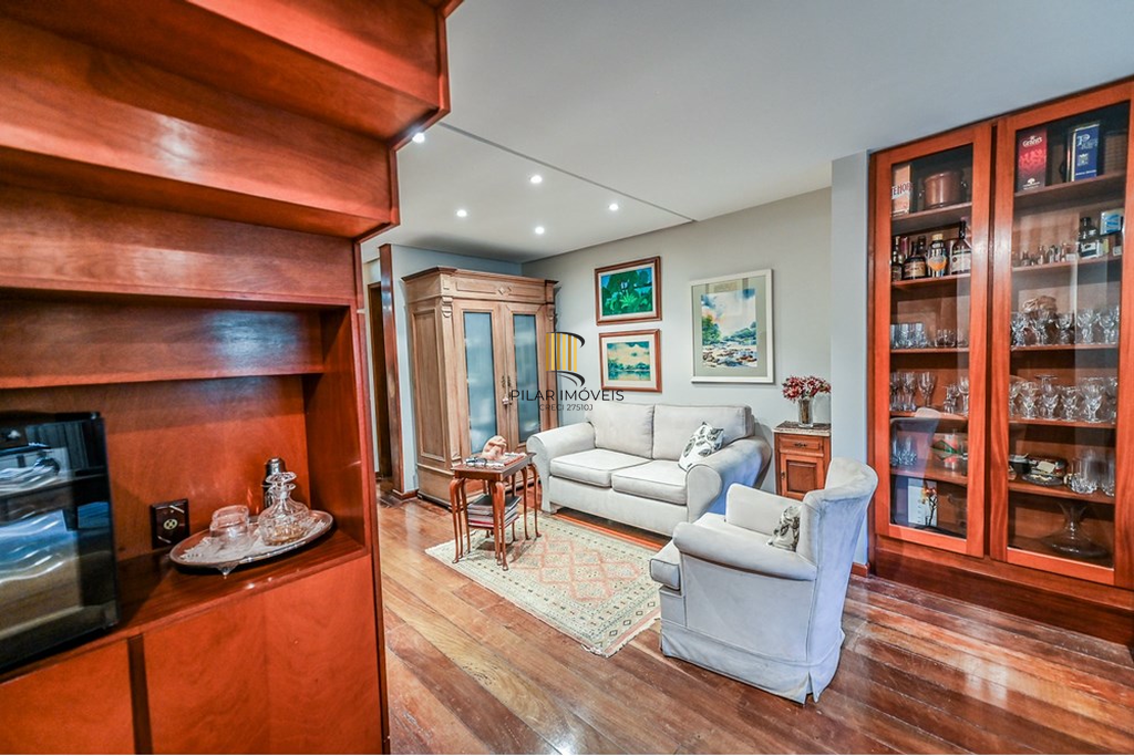 Casa de Condomínio 4 dormitórios no bairro Três Figueiras