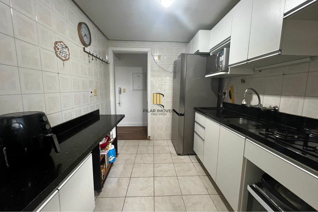 Apartamento 3 dormitórios no bairro Azenha